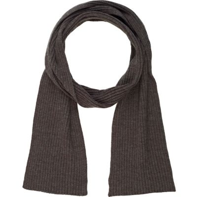 Grey ribbed scarf