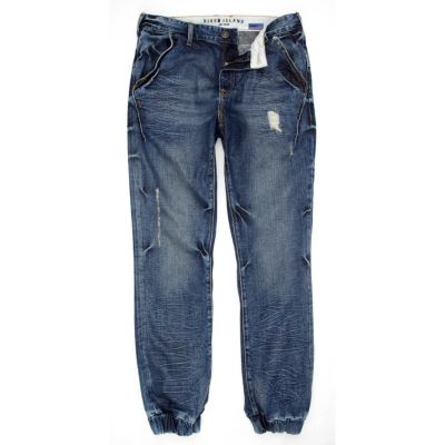 Mid wash denim cuff carrot jeans