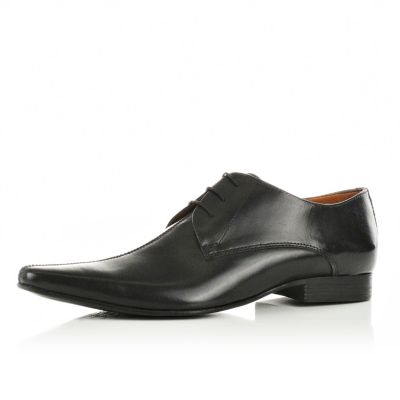Black lace up shoes
