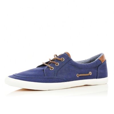 navy chunky boat plimsolls 