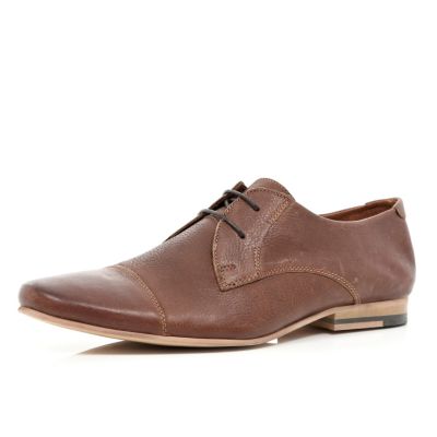 Brown round toe lace up formal shoes