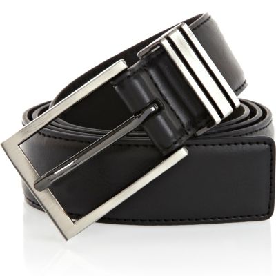Black metal keeper belt