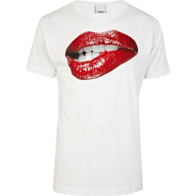 White colour lips print t-shirt