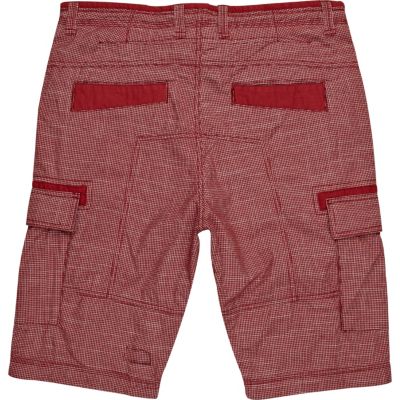 Red window check shorts