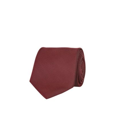 Red textured tie