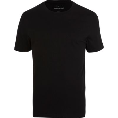 Black basic t-shirt 