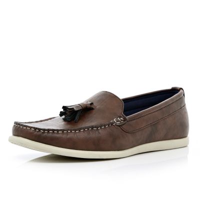 Brown tassel loafers