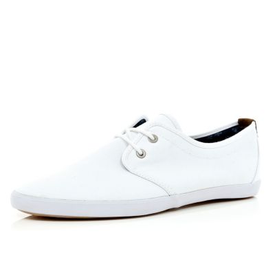 White lace up plimsolls