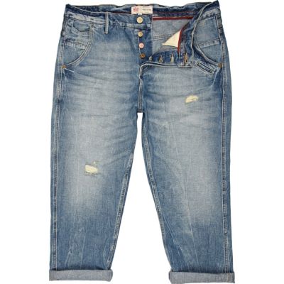 Light wash Larry cropped carrot jeans