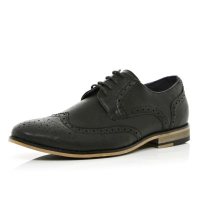 Black classic lace up brogues