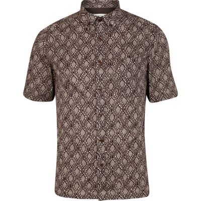 Brown printed short sleeve shirt