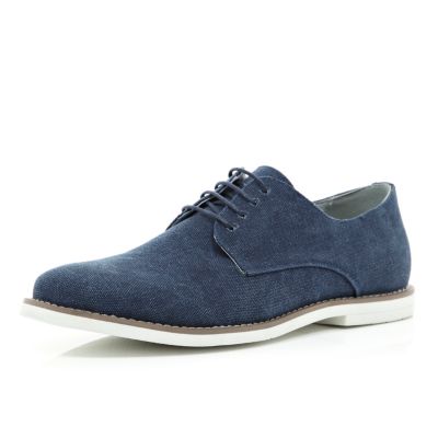 Navy canvas minimal lace up shoes