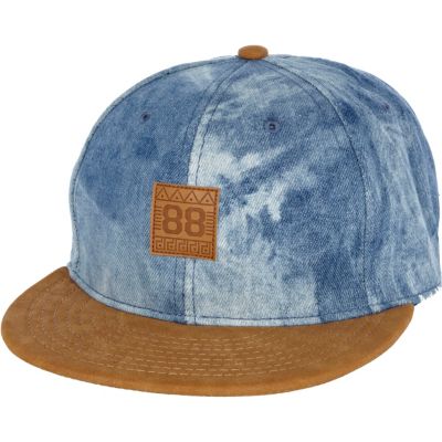 Blue geometric print flat cap