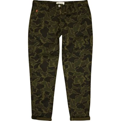 Green camo print turn up chinos