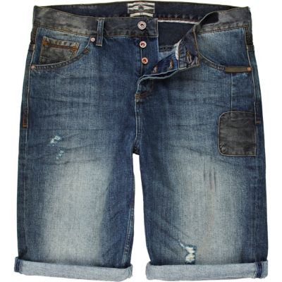 Mid wash Holloway Road patch denim shorts