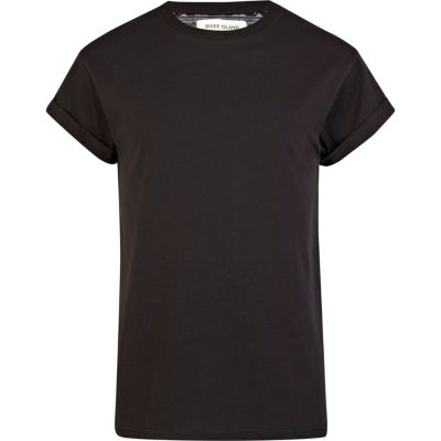 Black roll sleeve t-shirt