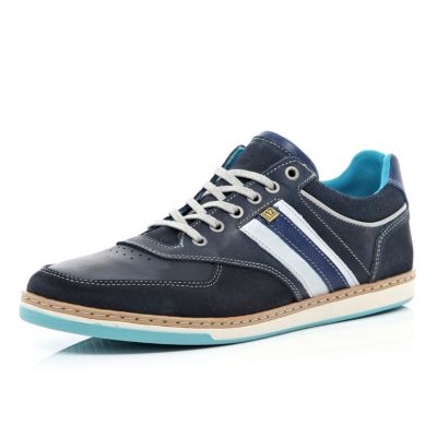 Navy contrast stacked sole trainers