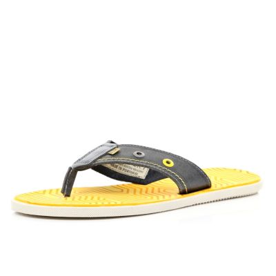Grey contrast sole flip flops