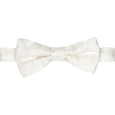 White paisley print bow tie