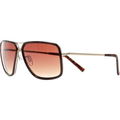 Brown tortoiseshell aviator sunglasses