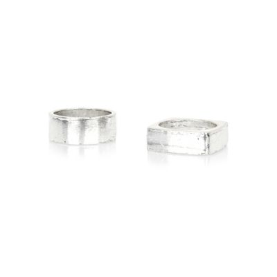 Grey metal band ring pack