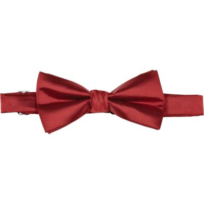 Red bow tie