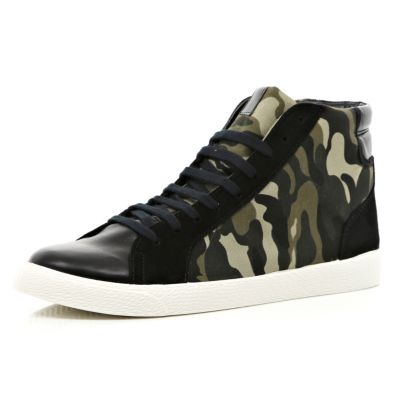 Black camo print panel high tops 