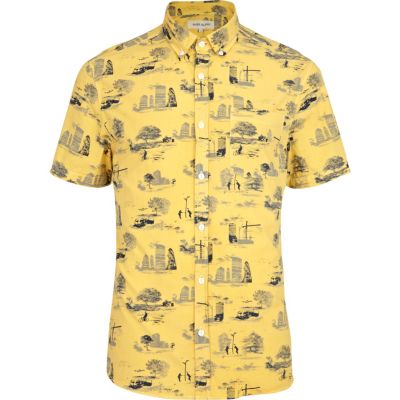 Yellow urban print short sleeve shirt 