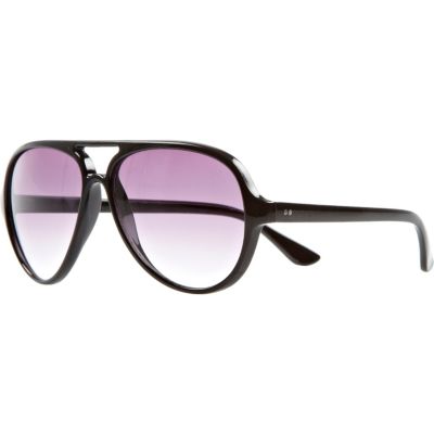 Black aviator sunglasses