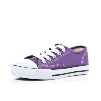 Boys purple canvas plimsolls