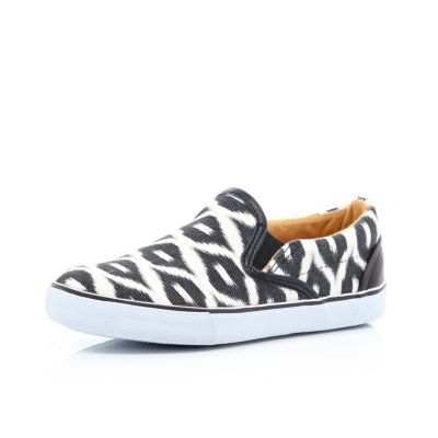 Boys black aztec slip on plimsolls