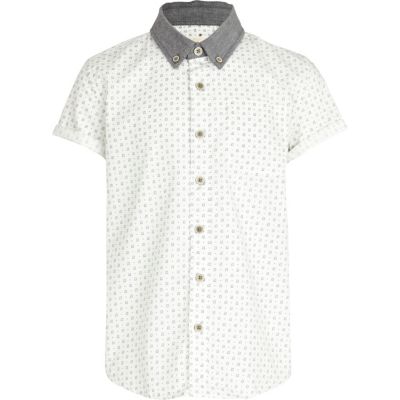 Boys white spot print shirt
