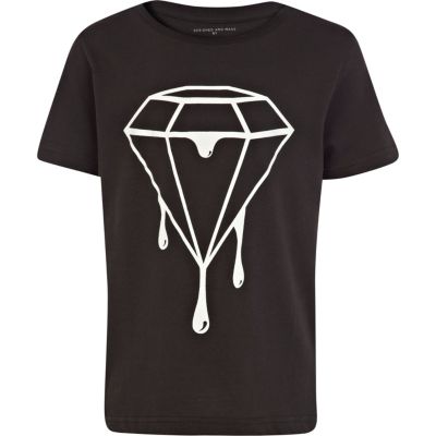 Boys black dripping diamond print t-shirt