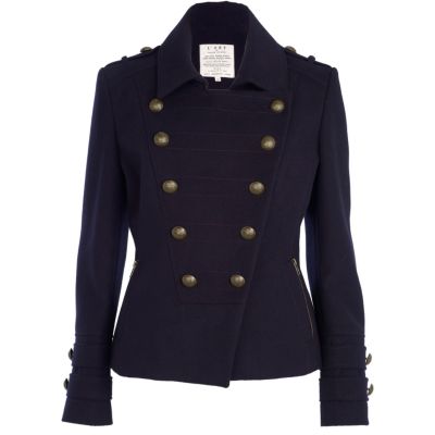 591899_main?$hero$