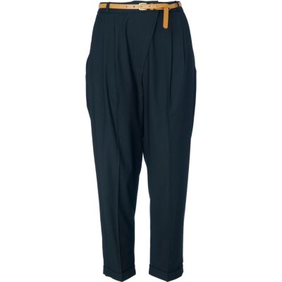 Black peg leg trousers