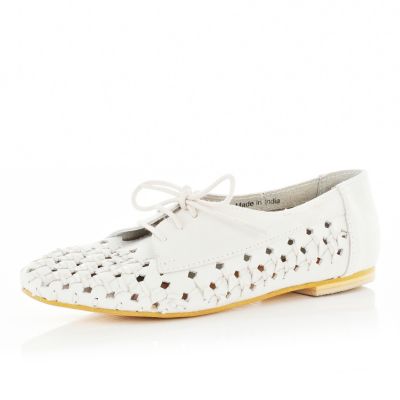 white crochet shoes