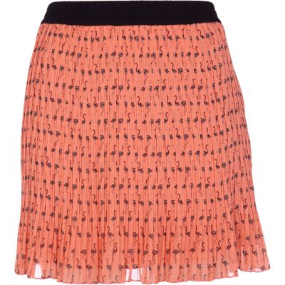 Pink pleated skirt