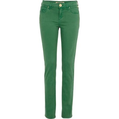 609874_main?$hero$&layer=1&sizeN=0.551,0.149&src=c-20110726-limited-edition-clear-icon&posN=-0.2235,0.4195