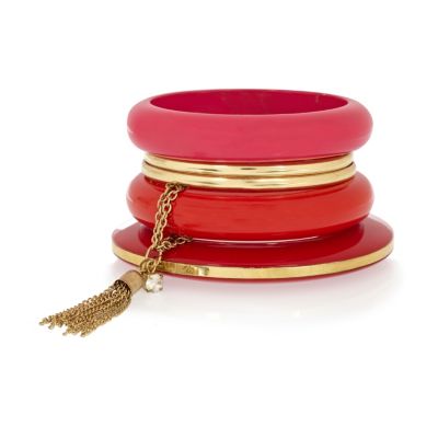 red pack of bangles