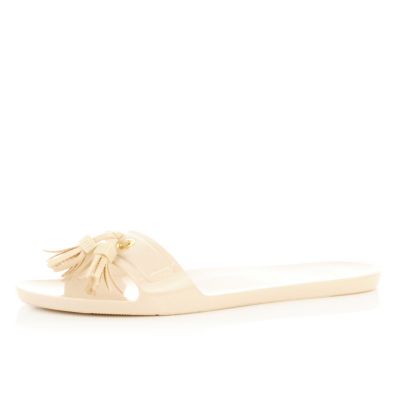 cream tassel jelly sandals