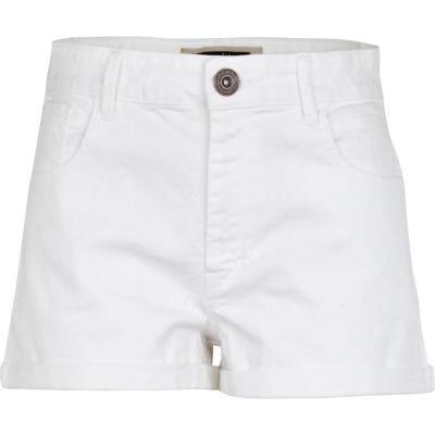 white high waisted shorts