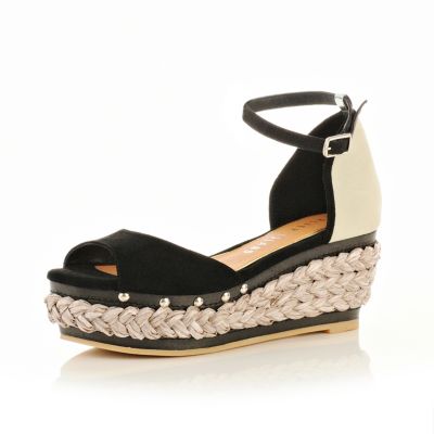 Black wedge sandals