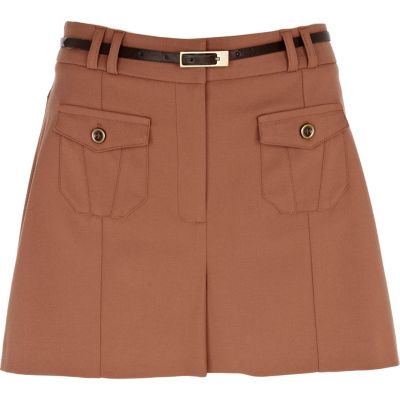 brown double pocket high waisted shorts