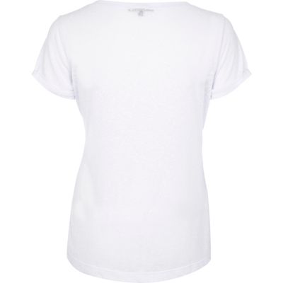 White v neck t-shirt