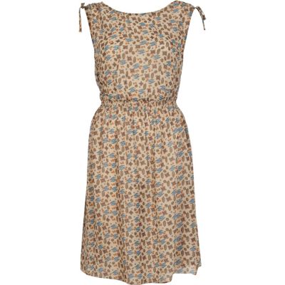 brown print sleeveless waisted dress