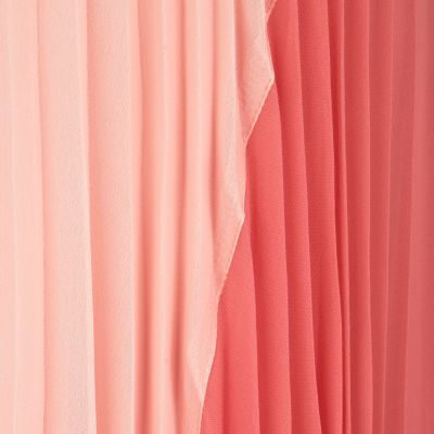 Light pink pleated midi skirt