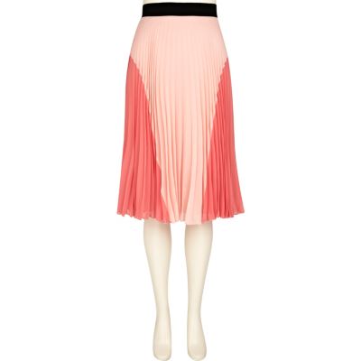 Light pink pleated midi skirt