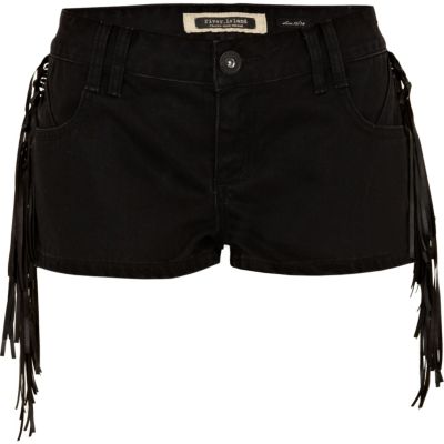 Black tassel denim shorts