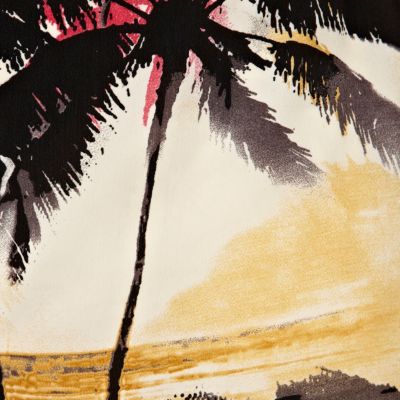 Pink palm tree print shorts