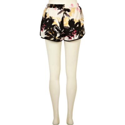Pink palm tree print shorts